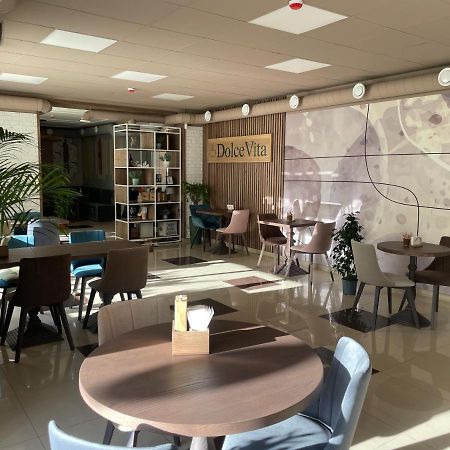 Apart-Hotel 24/7 Kamianets-Podilskyi Luaran gambar
